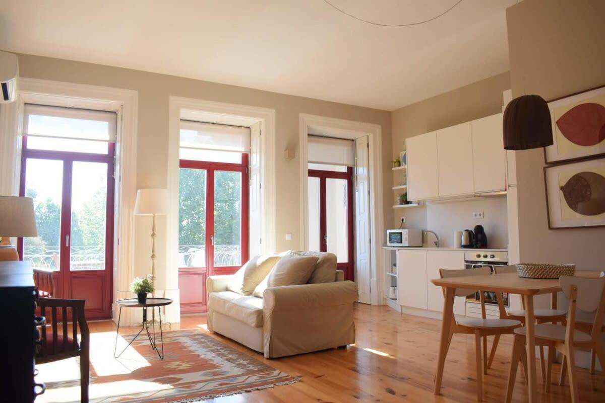 Liiiving In Porto - Vintage Balcony Apartment المظهر الخارجي الصورة